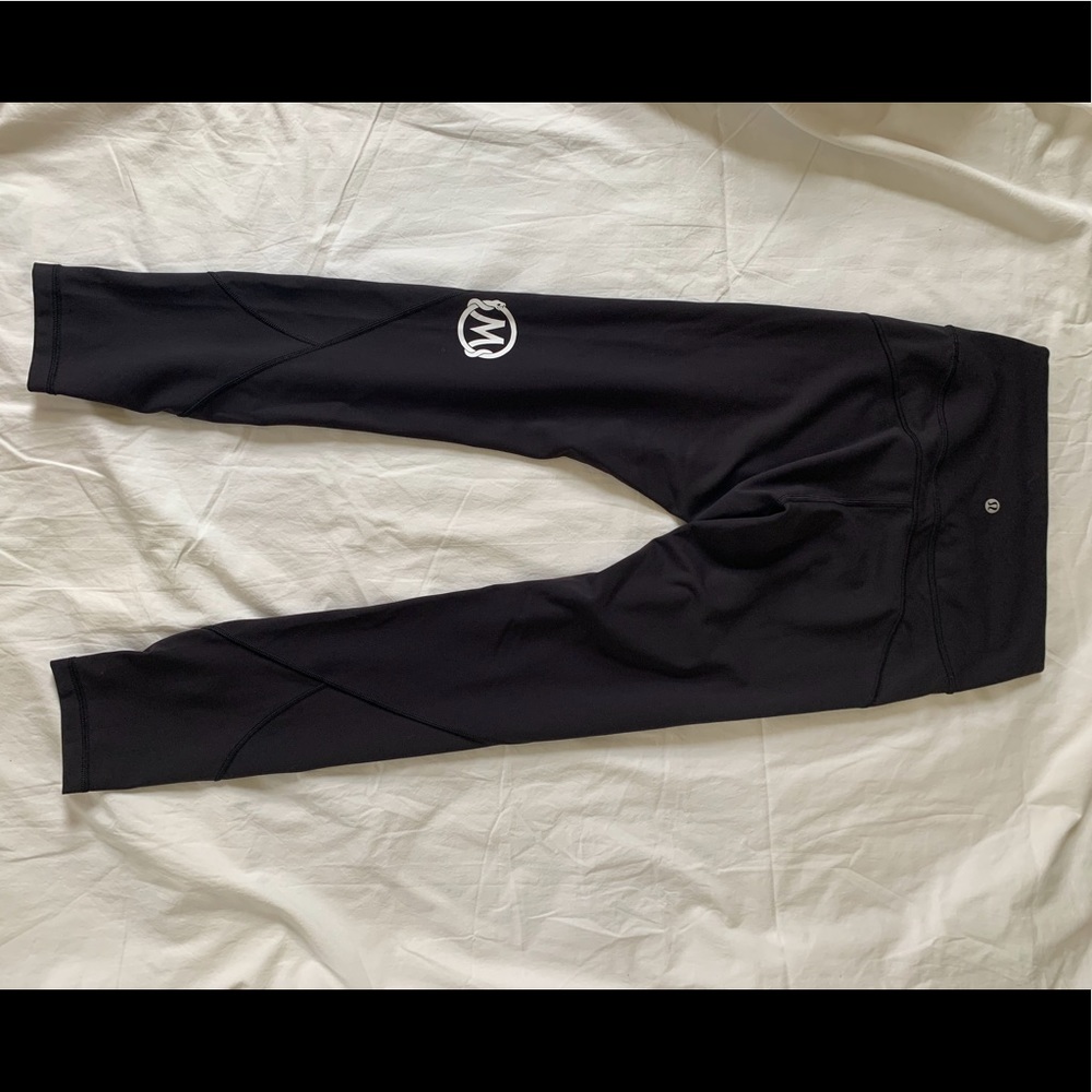 Lululemon leggings with Kobe Mamba Symbol